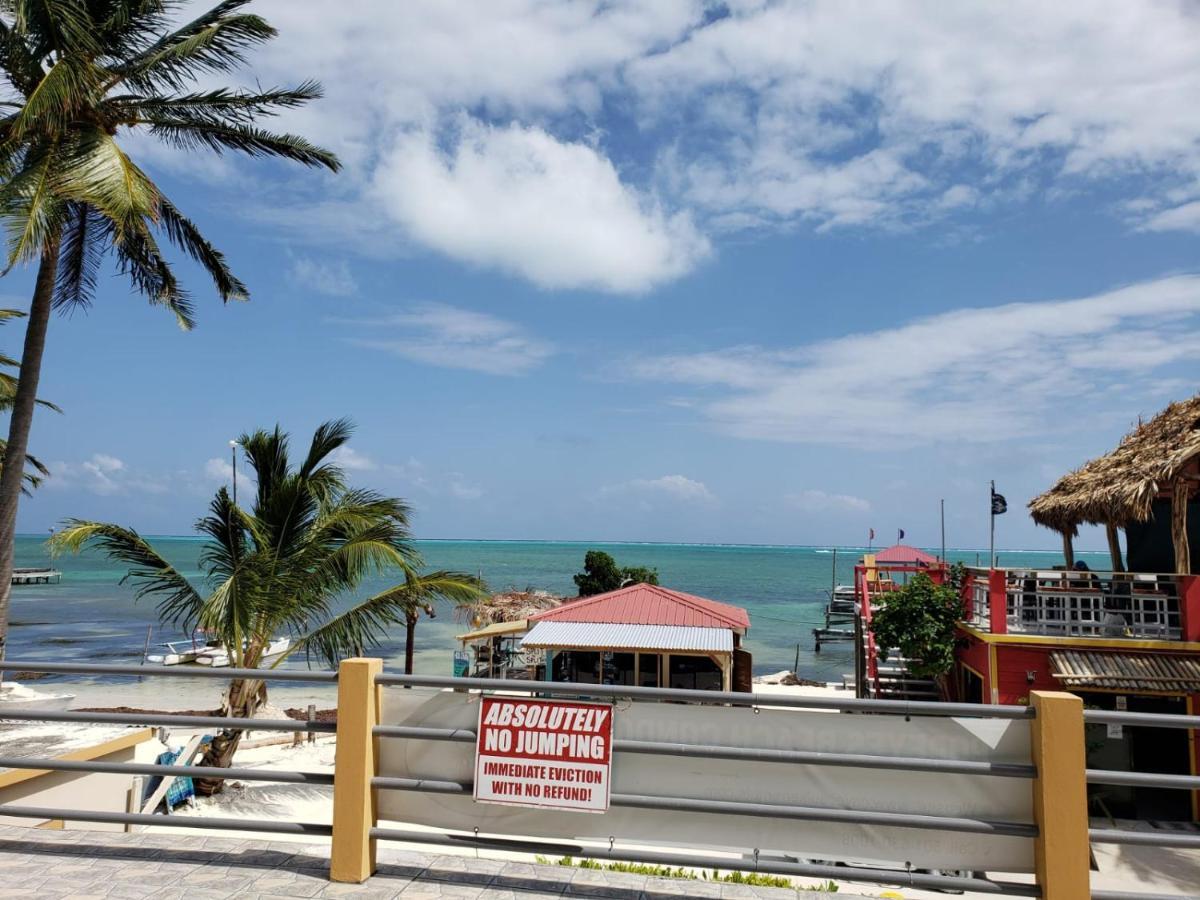 Beach Side Condos Caye Caulker By Ccvh Exterior photo